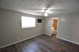 2700 26th St N, Saint Petersburg, FL 33713 - Photo 17