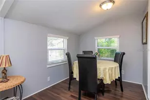 610 8th St N, Saint Petersburg, FL 33702 - Photo 7