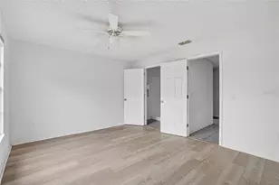 4320 44th St N, Saint Petersburg, FL 33714 - Photo 17
