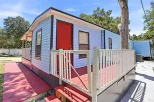 911 Marjorie Ave, Brandon, FL 33511 - Photo 33