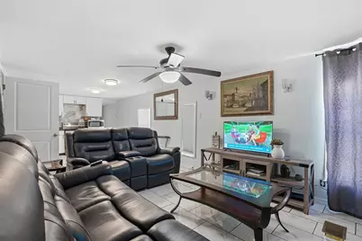 911 Marjorie Avenue, Brandon, FL 33511 - Photo 11