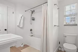 8067 123rd St, Seminole, FL 33772 - Photo 35
