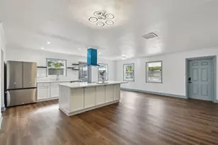 3905 W Paxton Ave, Tampa, FL 33611 - Photo 7