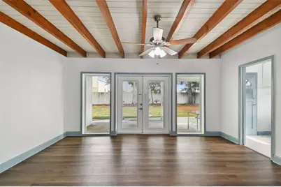 3905 W Paxton Avenue, Tampa, FL 33611 - Photo 11
