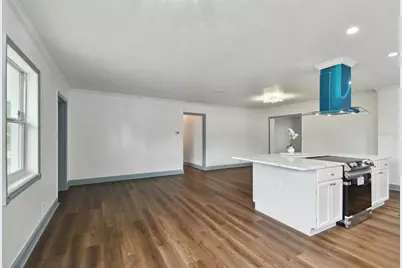 3905 W Paxton Avenue, Tampa, FL 33611 - Photo 7