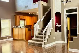 5121 Fairway 1 Dr, Valrico, FL 33596 - Photo 9