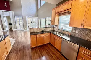 5121 Fairway 1 Dr, Valrico, FL 33596 - Photo 15