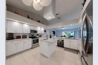 2027 New Bedford Drive, Sun City Center, FL 33573 - Photo 23