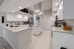 2027 New Bedford Dr, Sun City Center, FL 33573 - Photo 25