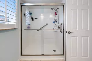 2027 New Bedford Dr, Sun City Center, FL 33573 - Photo 15