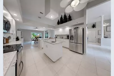 2027 New Bedford Drive, Sun City Center, FL 33573 - Photo 29