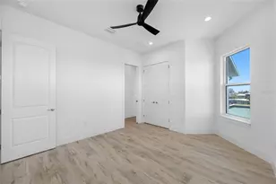 11460 7th St E, Treasure Island, FL 33706 - Photo 33