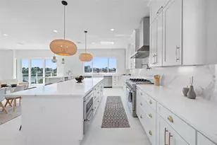 11460 7th St E, Treasure Island, FL 33706 - Photo 21