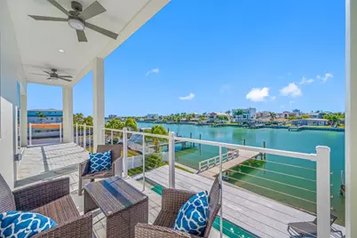 11460 7th Street E, Treasure Island, FL 33706 - Photo 25