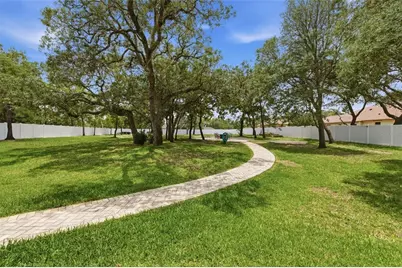 11145 Mountain Mockingbird Rd, Weeki Wachee, FL 34614 - Photo 15
