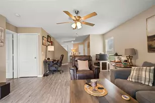 14284 Lemon Yellow Tree Ln, Brooksville, FL 34613 - Photo 11