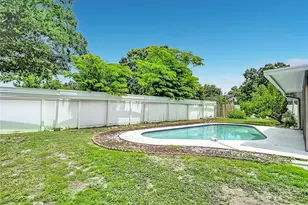 4321 Foxglen Ln, Tampa, FL 33624 - Photo 63