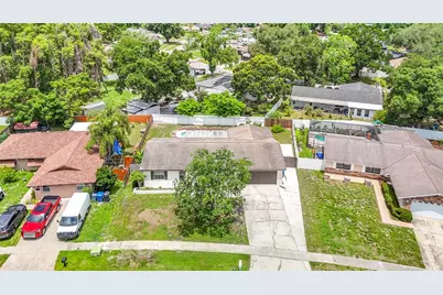 4321 Foxglen Lane, Tampa, FL 33624 - Photo 3