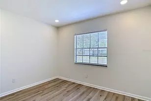 4321 Foxglen Ln, Tampa, FL 33624 - Photo 47