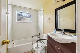 4128 Baden Dr, Holiday, FL 34691 - Photo 5