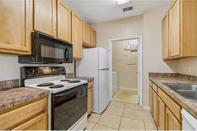 10203 Courtney Palms Boulevard #103, Tampa, FL 33619 - Photo 15