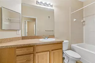 10203 Courtney Palms Blvd, Tampa, FL 33619 - Photo 29