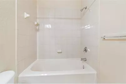 10203 Courtney Palms Boulevard #103, Tampa, FL 33619 - Photo 33