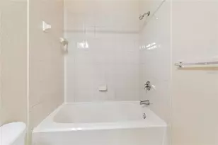 10203 Courtney Palms Blvd, Tampa, FL 33619 - Photo 33