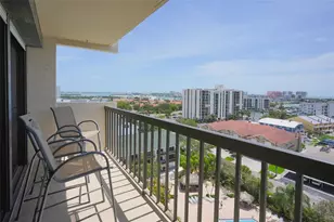 400 Island Way, Clearwater Beach, FL 33767 - Photo 11