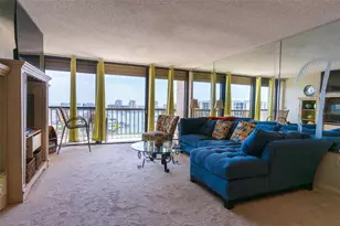 400 Island Way, Clearwater Beach, FL 33767 - Photo 27
