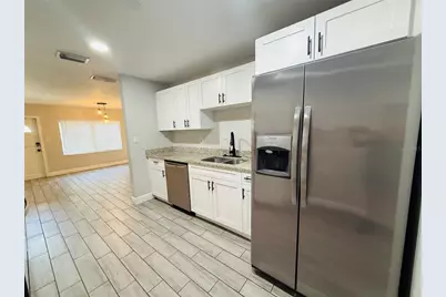 4203 E Yukon Street, Tampa, FL 33617 - Photo 5