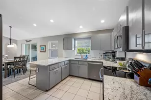 1632 Windsor Pl, Clearwater, FL 33755 - Photo 11
