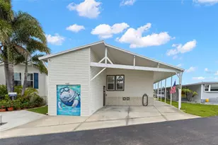 7174 Mt Arlington Dr NE, Saint Petersburg, FL 33702 - Photo 3