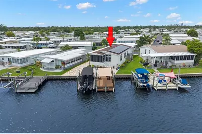 7174 Mount Arlington Drive NE #419, Saint Petersburg, FL 33702 - Photo 1