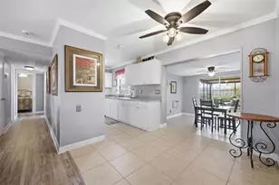 8019 Cornwall Ln, Tampa, FL 33615 - Photo 7