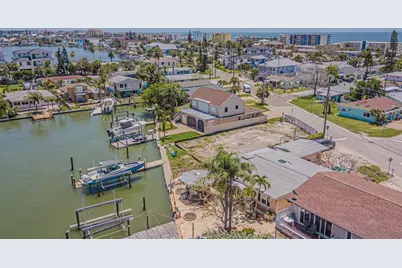 14607 N Bayshore Drive, Madeira Beach, FL 33708 - Photo 15