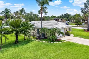 14560 Passage Way, Seminole, FL 33776 - Photo 41