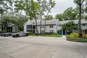 3164 Valley Oaks Dr, Tampa, FL 33618 - Photo 3
