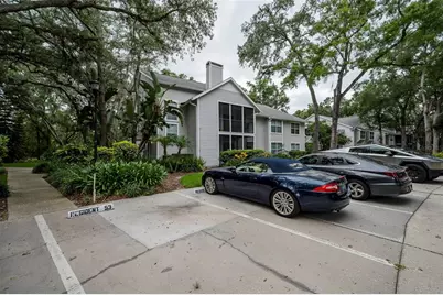 3164 Valley Oaks Drive #3164, Tampa, FL 33618 - Photo 3