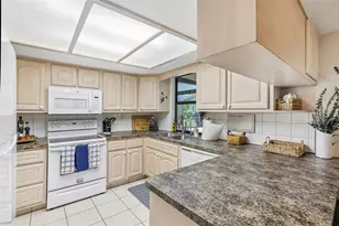 7809 Pineview Dr, Odessa, FL 33556 - Photo 15