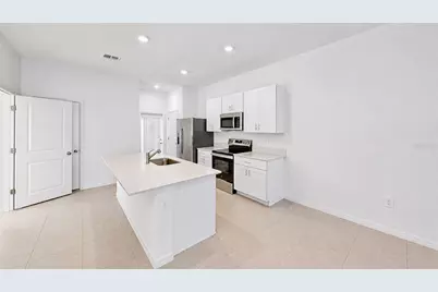 2239 Rose Finch Hill Place, Wimauma, FL 33598 - Photo 13