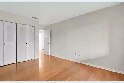 9809 Lombard Court #109, Tampa, FL 33618 - Photo 21