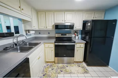 2465 Northside Drive #102, Clearwater, FL 33761 - Photo 11