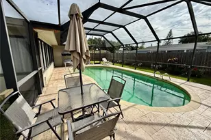 1853 Paradise Ln, Clearwater, FL 33756 - Photo 57