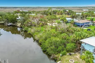 12073 W Gulf Breeze Ct, Crystal River, FL 34429 - Photo 15