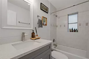 3308 W Van Buren Dr, Tampa, FL 33611 - Photo 11
