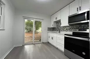 4814 20th St, Zephyrhills, FL 33542 - Photo 3