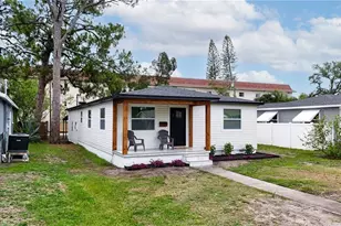 326 41st Ave N, Saint Petersburg, FL 33703 - Photo 1