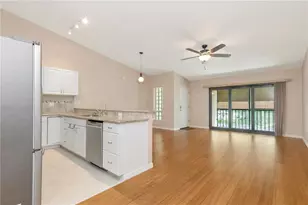 3367 Crystal Ct E, Palm Harbor, FL 34685 - Photo 5