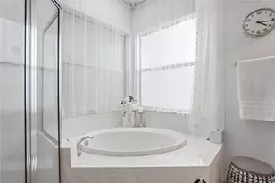19930 Dolores Ann Ct, Lutz, FL 33549 - Photo 35